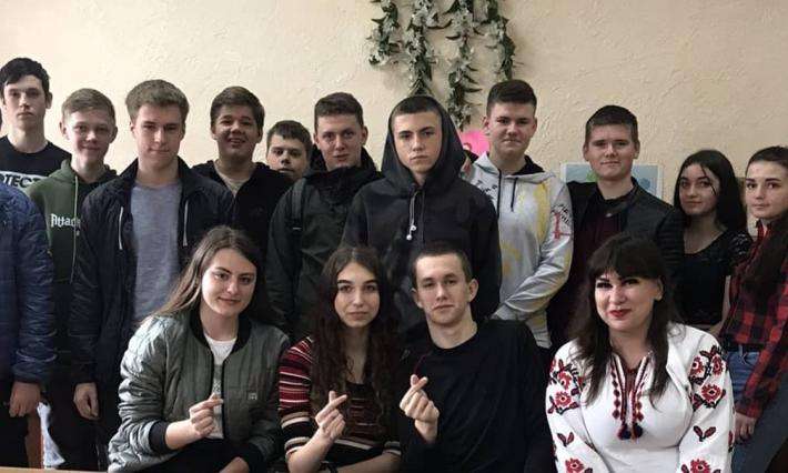 Дебати на тему: «Сучасний патріотизм: модна тенденція чи життєва необхідність?» , група - 1ТТ-1091, (викладач - Лифар А.В.) 