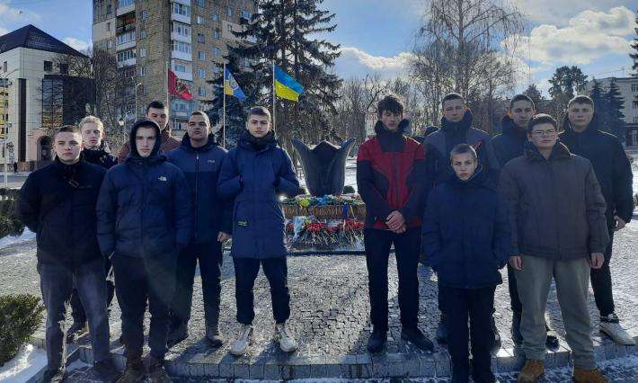 Студенти коледжу вшанували пам'ять воїнів-інтернаціоналістів