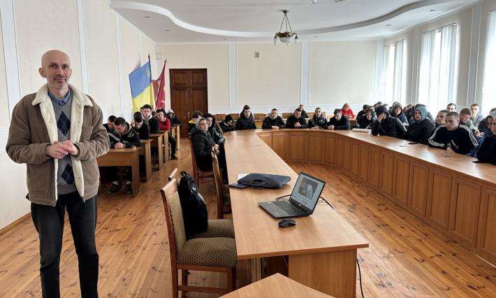 ВИХОВНИЙ ЗАХІД «МІЖНАРОДНИЙ ДЕНЬ КОСМОНАВТИКИ»