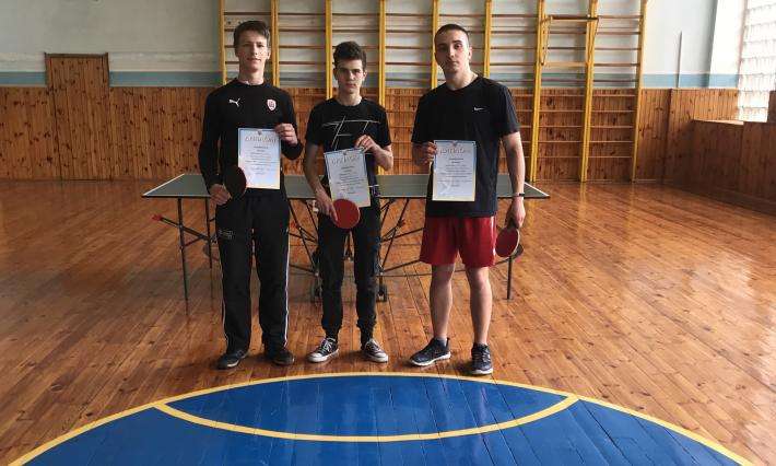 З нагоди декади циклової комісії Транспортні технології (на автомобільному транспорті), 17.05.2023 року в спортивному комплексі ВСП ЖАДФК НТУ проведено змагання з настільного тенісу.