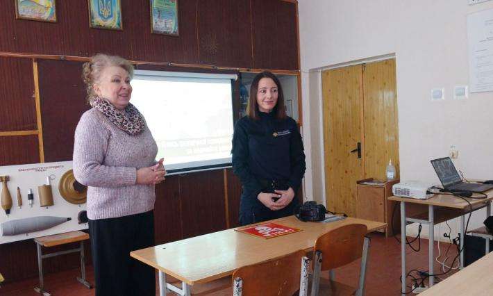 Знання, що рятують життя: студенти груп 3Д-1124, 3Д-1125 та 2Дс-1144 вивчали правила поводження з вибухонебезпечними предметами